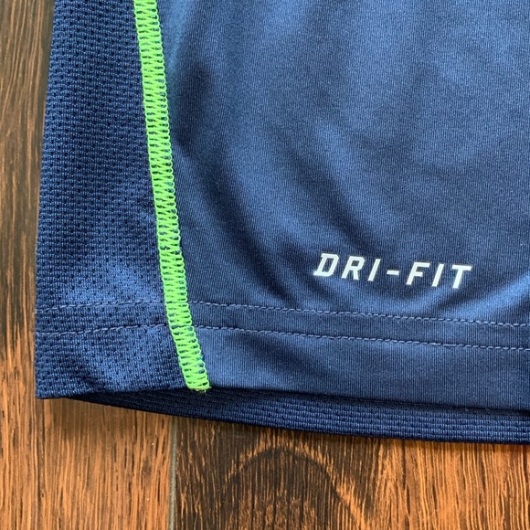 Nike Seattle Seahawks sleeveless replica jersey Men’s XXL. - Picture 3 of 4